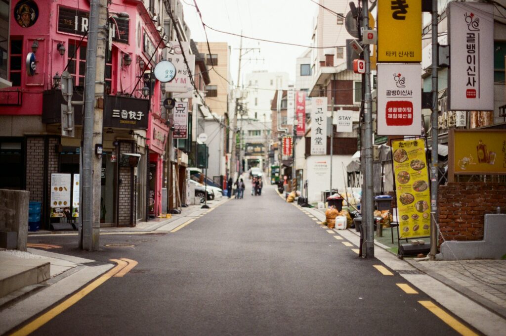 在张力中扎根真理