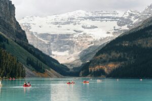 在祷告中经历神的供应与赦免