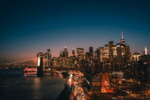 坦然亲近施恩宝座